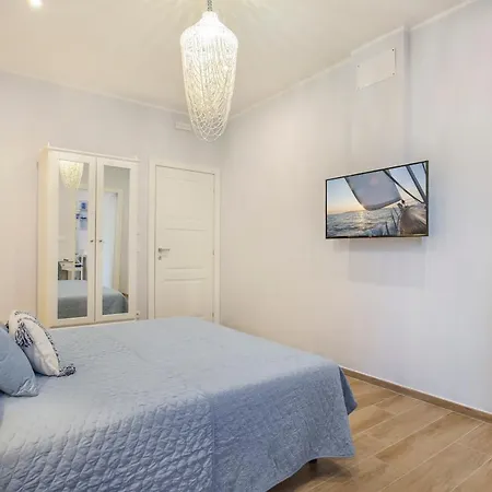 Versilia Mia - At 8min By Walk! New Rooms! Air Condition! Pensjonat Viareggio